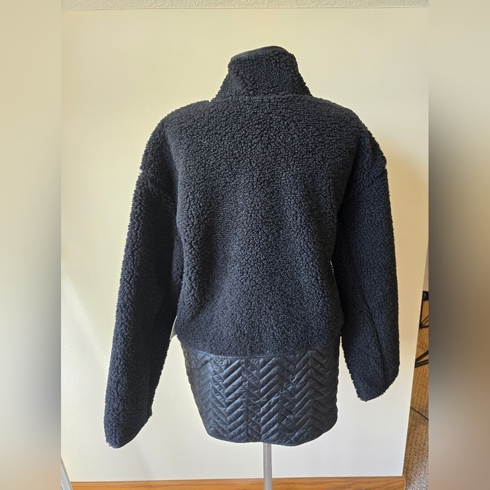 NWT Athleta Women's Black Cozy Sherpa Snap Sweatshirt Women's Size L. - Picture 10 of 10